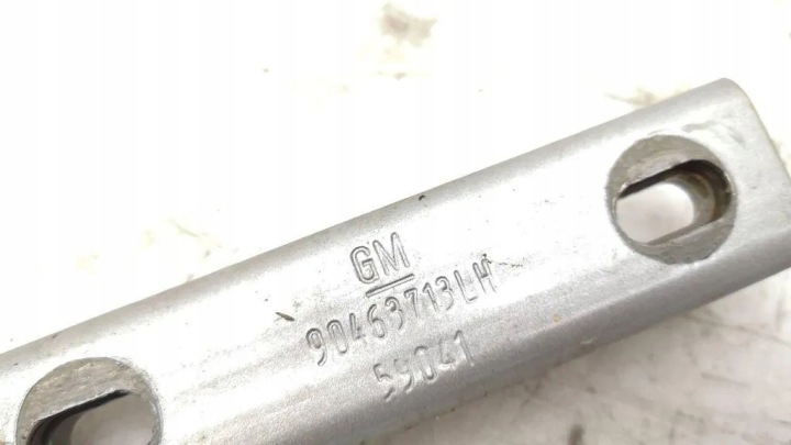 фото №8, Праве петля кришки багажника opel vectra c 90463713 1.8l бензин 81kw 1998