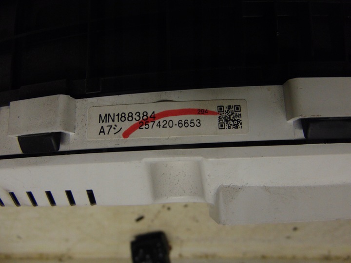 фото №9, Спідометр  прилади mitsubishi grandis 2.4 бензин європа