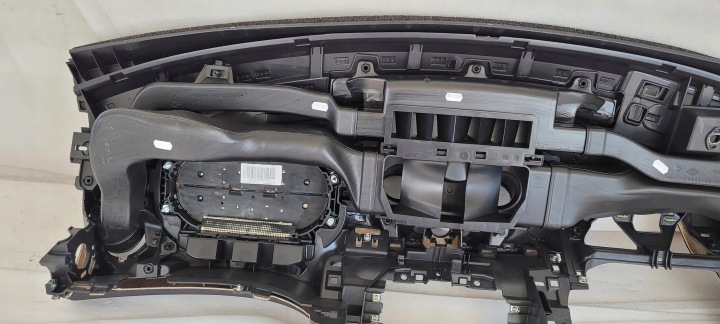 фото №11, Торпедо раздаточная консоль smart fortwo a453 a4536802305 a4536808505