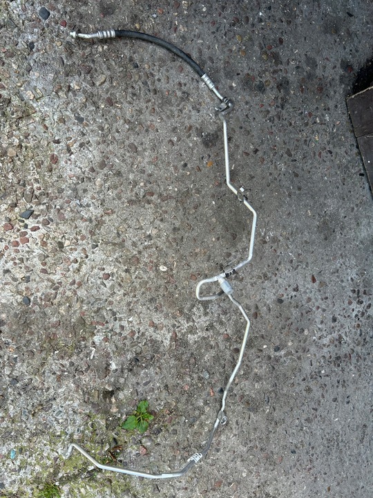 фото №1, Trafic iii шланг кондиционер шланг 924406081r vivaro b 93458699