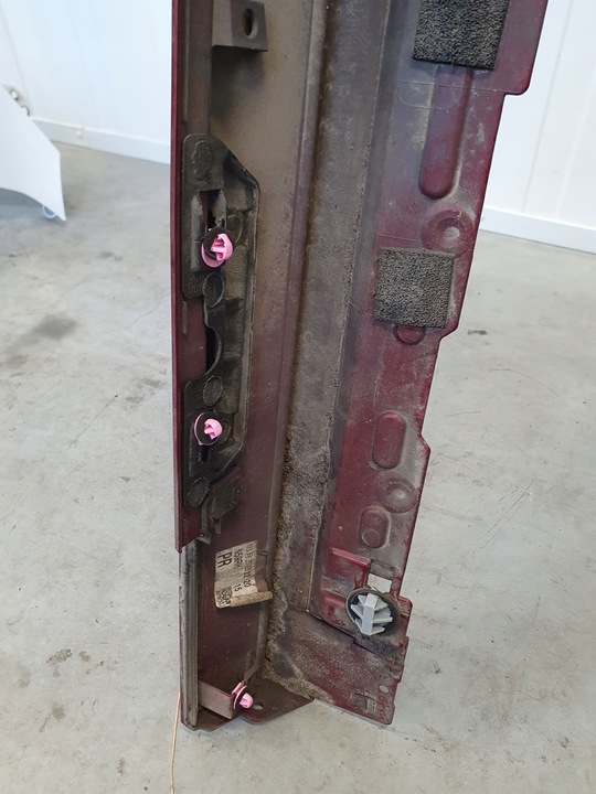 фото №12, Mazda 3 2016-2019 рестайлинг планка накладка пороговая правая порог правые bcjh-51p40d