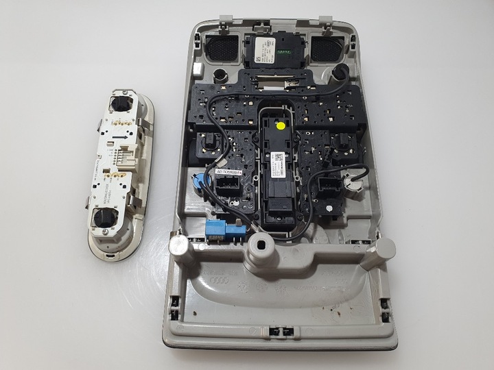 фото №11, Audi a6 c7 s-line лампа освещение кабины панорама открывание bramy