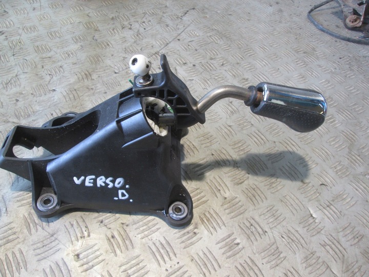 фото №1, Домкрат выборщик изменения коробки передач toyota corolla verso ii 04- 33530-0f010