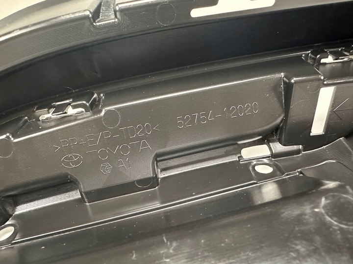 фото №8, Toyota corolla e21 se задній бампер зад 19- org оригінальний номер