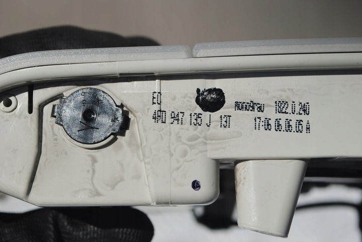 фото №5, Лампа освещение кабины audi a6 c6 2.7 tdi