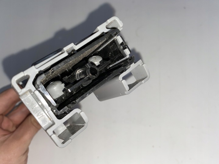 фото №3, Розпилювач фара правий ghr4-518g4 mazda 6 gh