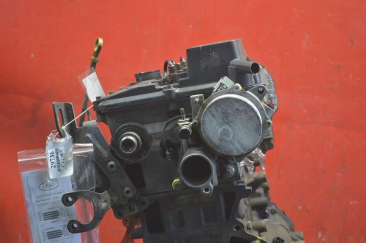 фото №13, Двигун стійка дизель форсунки ford transit 5 v 2.0 td 84 km 00-06 kompresja