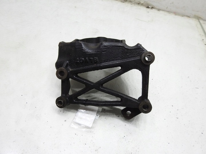 фото №6, Лапи кріплення насоса вприскувальної sorento i 2.5 crdi