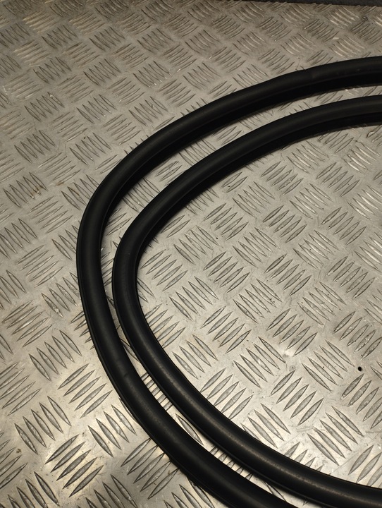 фото №11, Bmw оригинальный номер 7199775 прокладка дверь задняя