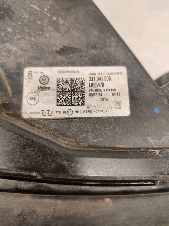 фото №7, Volkswagen passat b9 повний led перед сторона права 3j1941006