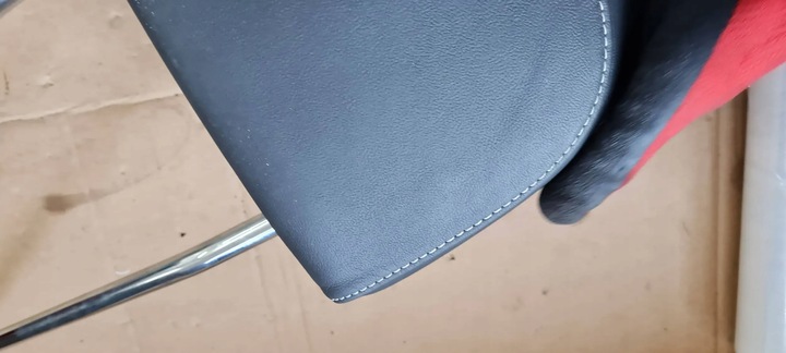 фото №5, Q7 4m ii подголовник сиденья правые перед кожа sline 4m0881904c