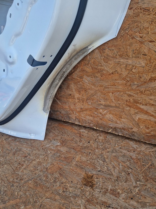 фото №11, Tesla модель y 20- двері правий зад задні 1493562-ec-a