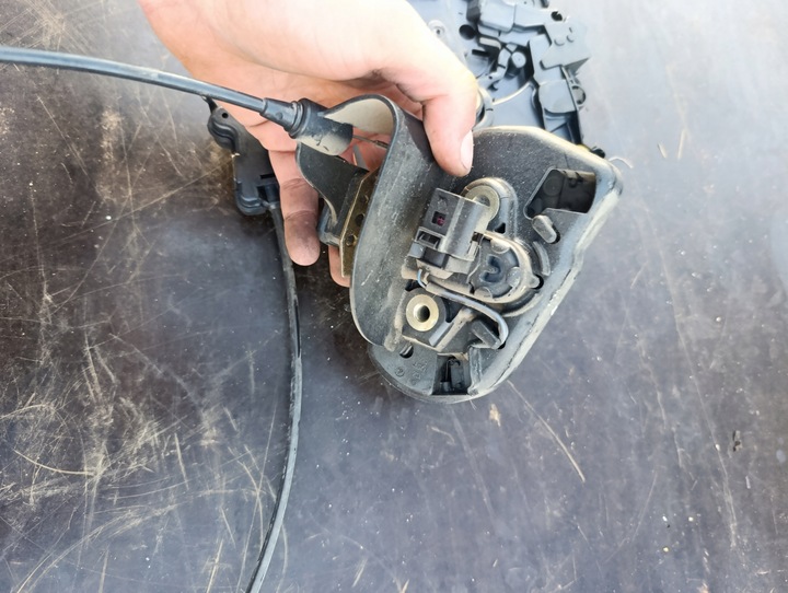 фото №7, Vw t5 замок двері зсувних правий 7h0843654as