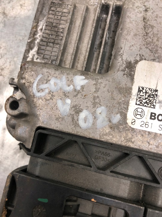 фото №5, Компьютер двигателя vw golf v 03c906022at