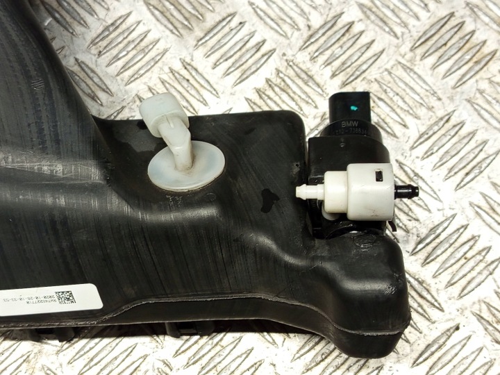 фото №15, Bmw (oem) 7462277 1' f40 бак бачок рідини склоомивача