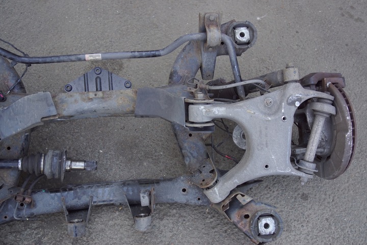 фото №12, Балка підрамник підвішування зад bmw x5 e70