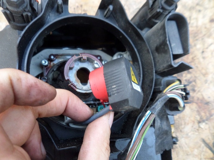 фото №13, Лампа фара ксенон перед права праві range rover 3 iii l322 англієць uk