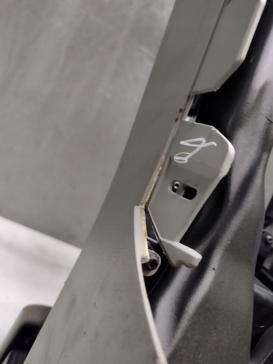 фото №15, Тунель середній підлокітник volkswagen passat b6 sedan 3c0863319j