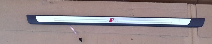 фото №1, Audi a5 s5 8w купе планка накладка пороговая левая