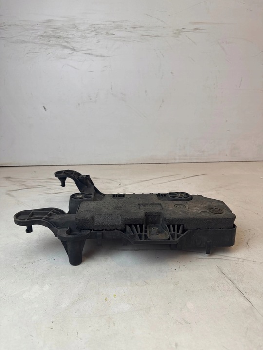 фото №12, Основание акумулятора volkswagen golf passat audi a3 8p