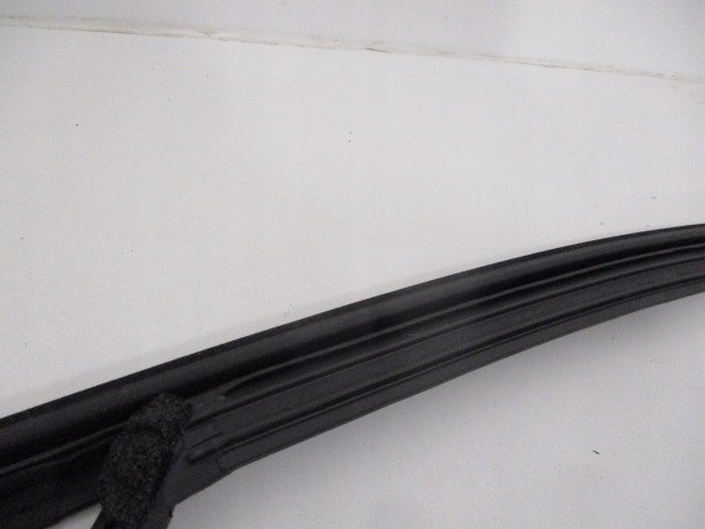 фото №11, Peugeot 508 i рестайлинг sw прокладка планка дверь правых передних 9686161080