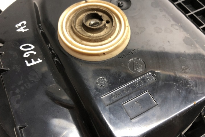фото №8, Динамік низькочастотний pod лівим сидіння bmw 3 e90 9143233 2.0l дизель 130kw