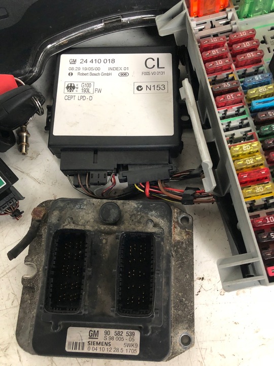 фото №5, Блок управления набор стартовый opel zafira a 1.8 16v 90582539