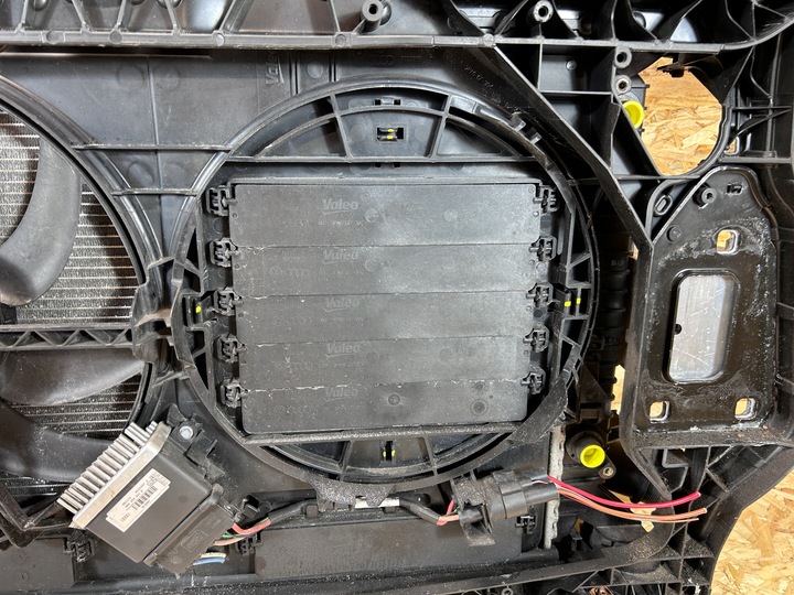 фото №14, Pas переднє підсилювач балка радіатор audi a4 b8 a5 8t рестайлінг 1.8 tfsi aut