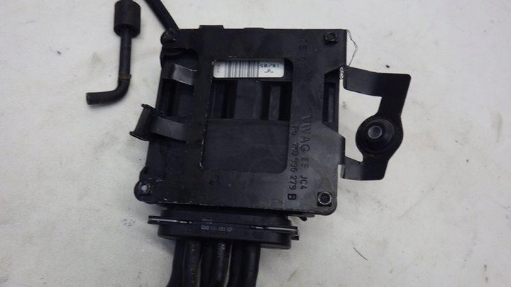 фото №6, Электроклапан шланг skoda octavia ii 2.0 tdi 03g131051cf