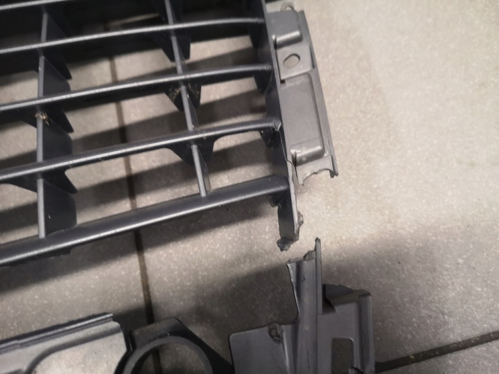 фото №10, Решітка радіатора решітка радіатор радар audi a8 d3 рестайлінг 4e0853651af 4e0853653ad