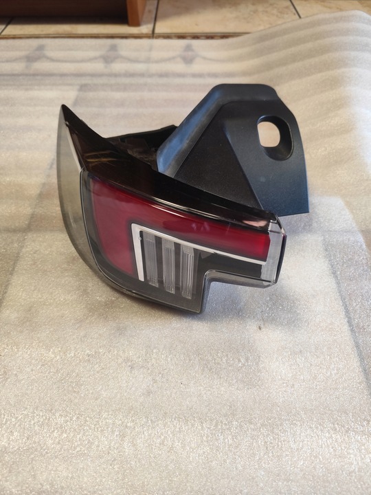 фото №1, Лампа ліва зад opel mokka b 2020- номер оригіналу 9833721880