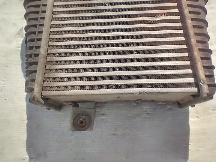 фото №13, Audi a8 d4 4h 4.2 tdi радиаторов интеркулер правая шланг 4h0145806h