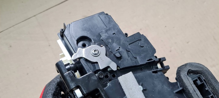 фото №9, Sq8 4m rsq8 q8 замок двері праві зад 9 pin 24r 4k0839016p a6 c8 a7