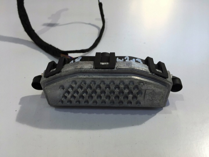 фото №1, Mercedes e w238 w213 резистор вентилятор a2479061901