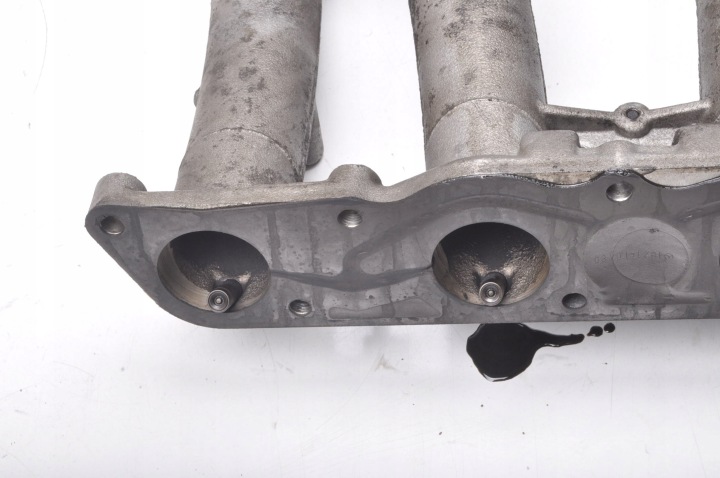 фото №8, Mercedes w123 2.3 колектор впускний  r1021410301