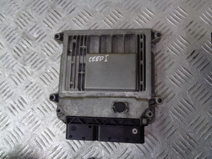 фото №9, Компьютер комплект иммобилайзер start kia ceed i 1.4 16v b 06- 39110-2b600 0261201852