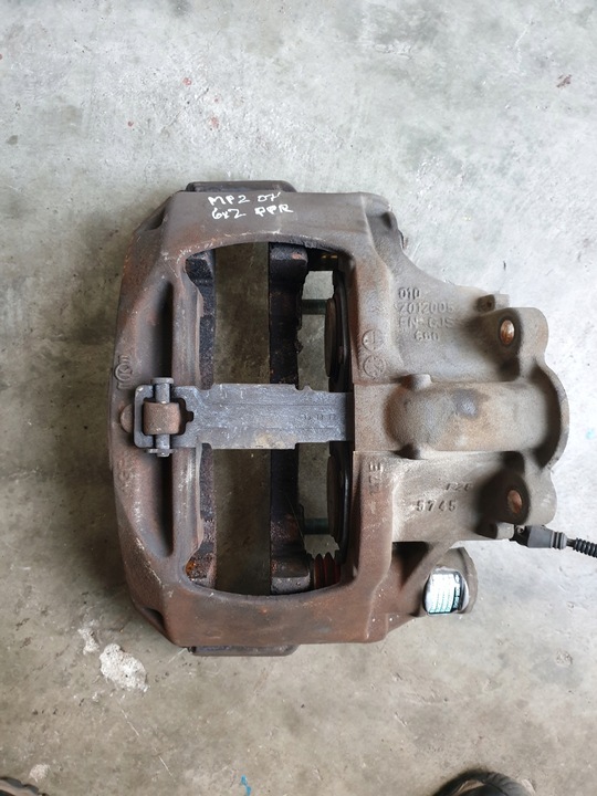 фото №1, Actros mp1 mp2 mp3 axor atego супорт гальмівний правий перед переднє зад oem