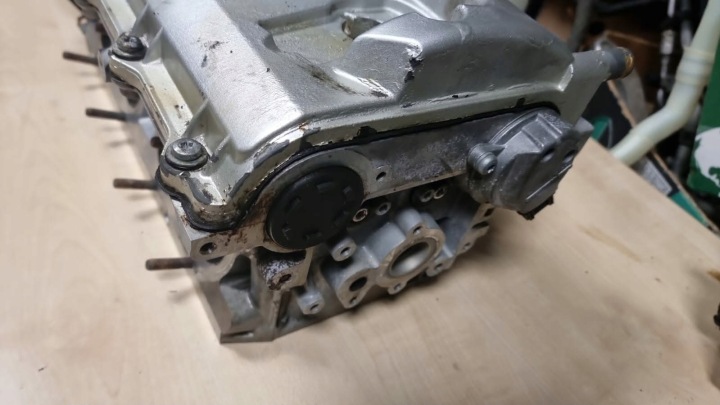 фото №9, Головка ліва audi a8 d3 3,7 4,2 бензин 077103373n