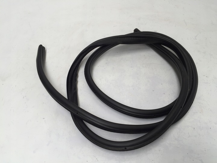 фото №1, Qashqai iii j12 2022 прокладка дверь правые зад