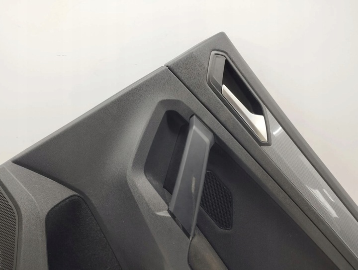 фото №5, Volkswagen tiguan 2021 права сторона обшивки / обшивка двері задніх