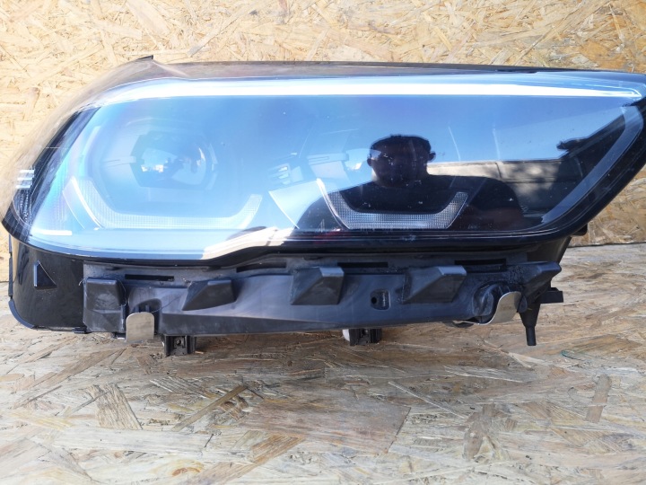 фото №7, Bmw x5 g05 фара права перед led 9481782 комплектная