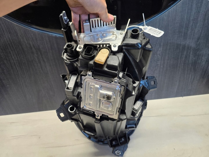 фото №11, Лампа перед передняя левая led mini f65 f66 f67 usa sae комплектная 5a23777