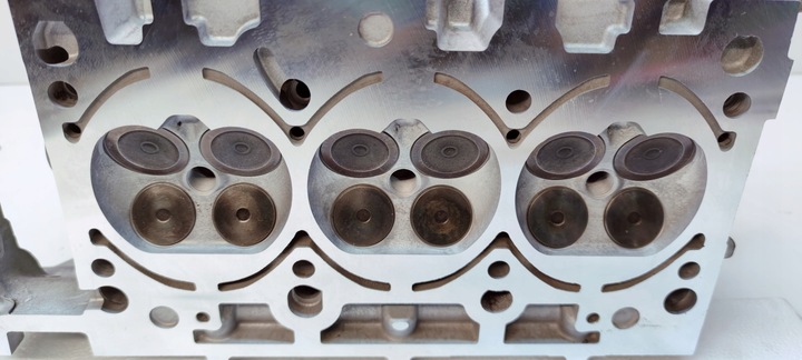 фото №9, Головка комплектная audi a5 a5 a6 c7 a7 2.8 3.2 fsi 06e103403a