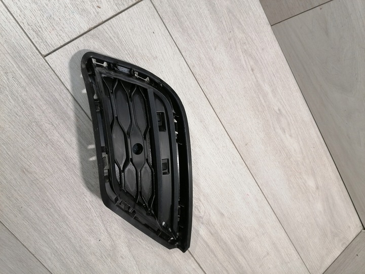 фото №1, T-roc решётка бампер левый зад 2ga807245c