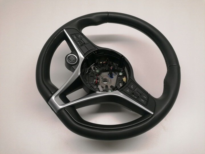 фото №16, Alfa romeo giulia кермо шкіра оригінал 2016-