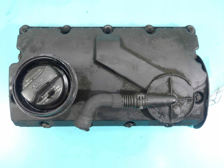 фото №3, Кришка клапанів vw golf iv 1.9 tdi axr