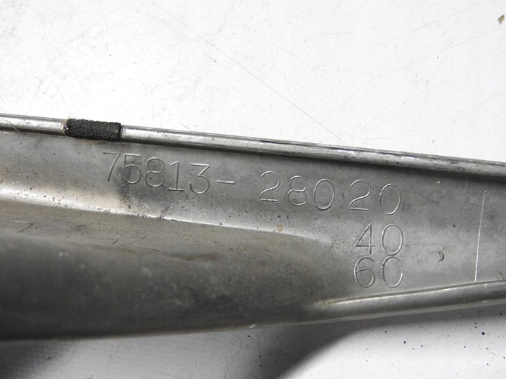 фото №7, Toyota previa ii 00-05 накладка планка кришки багажника зад 75813-28020