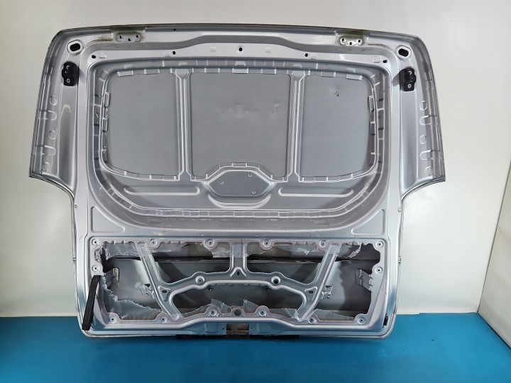 фото №13, Крышка зад mercedes vito w447 14- цвет 9744