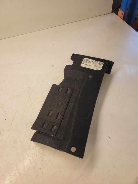 фото №3, Оббивка ścianyprawy t audi a3 cabrio 8p7858198a