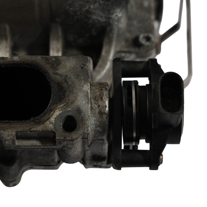 фото №10, Audi s5 8t переменный коллектор впускной 4.2 fsi 079133185bm
